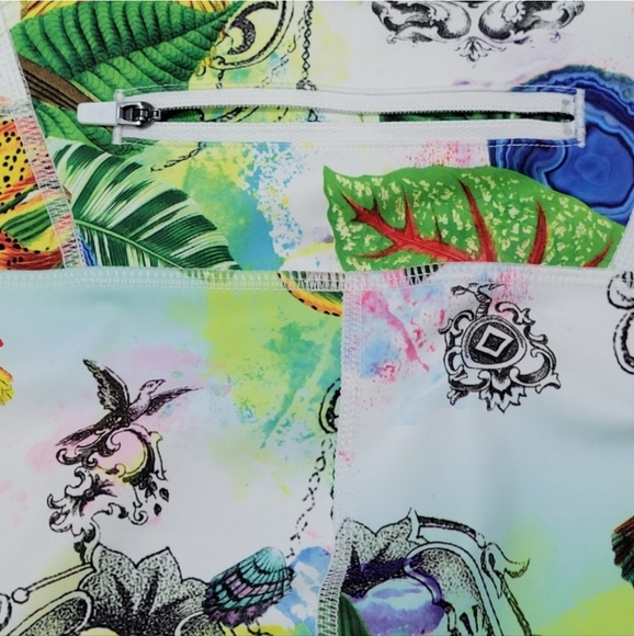 Athleta Watercolor Floral-Print Active Cropped Length Leggings RARE‎ Size XS - Picture 3 of 4